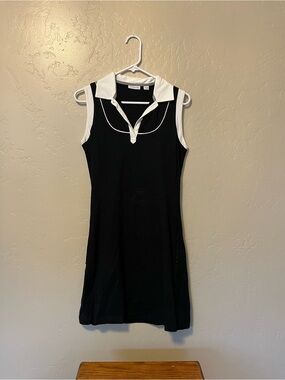 Sleeveless Polo Tennis Dress with Collar - Black & White
